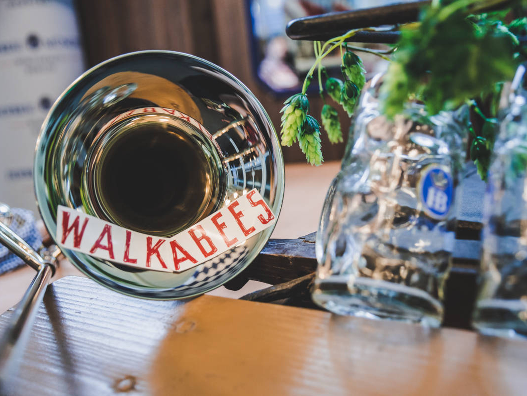 Walkabees - Oktoberfest-Musi